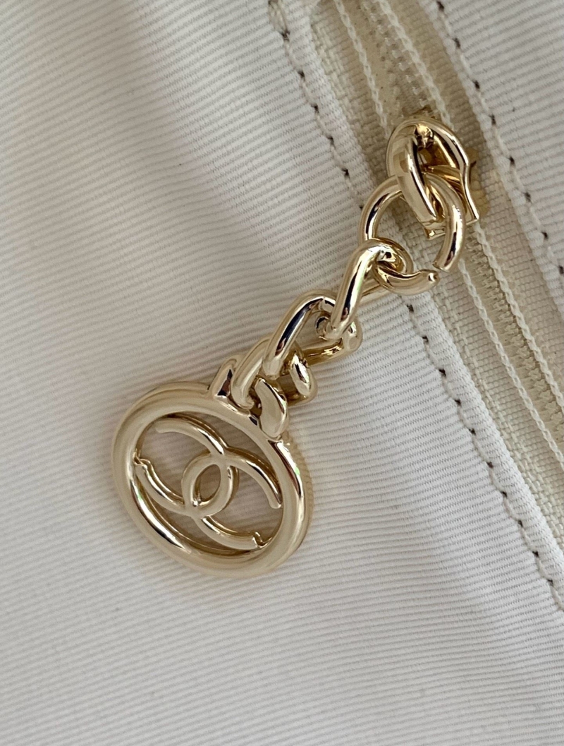 Ch**el shopping bags